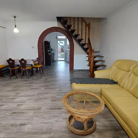 Ezüstparti Nyaraló *